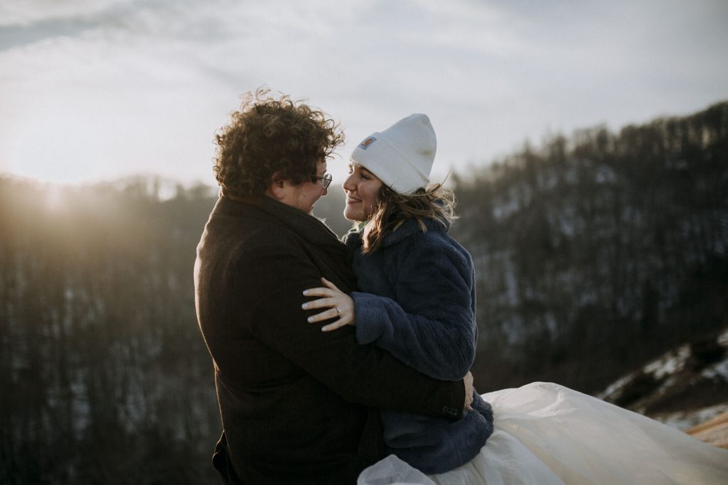 winter-solstice-sleeping-bear-dunes-elopement/