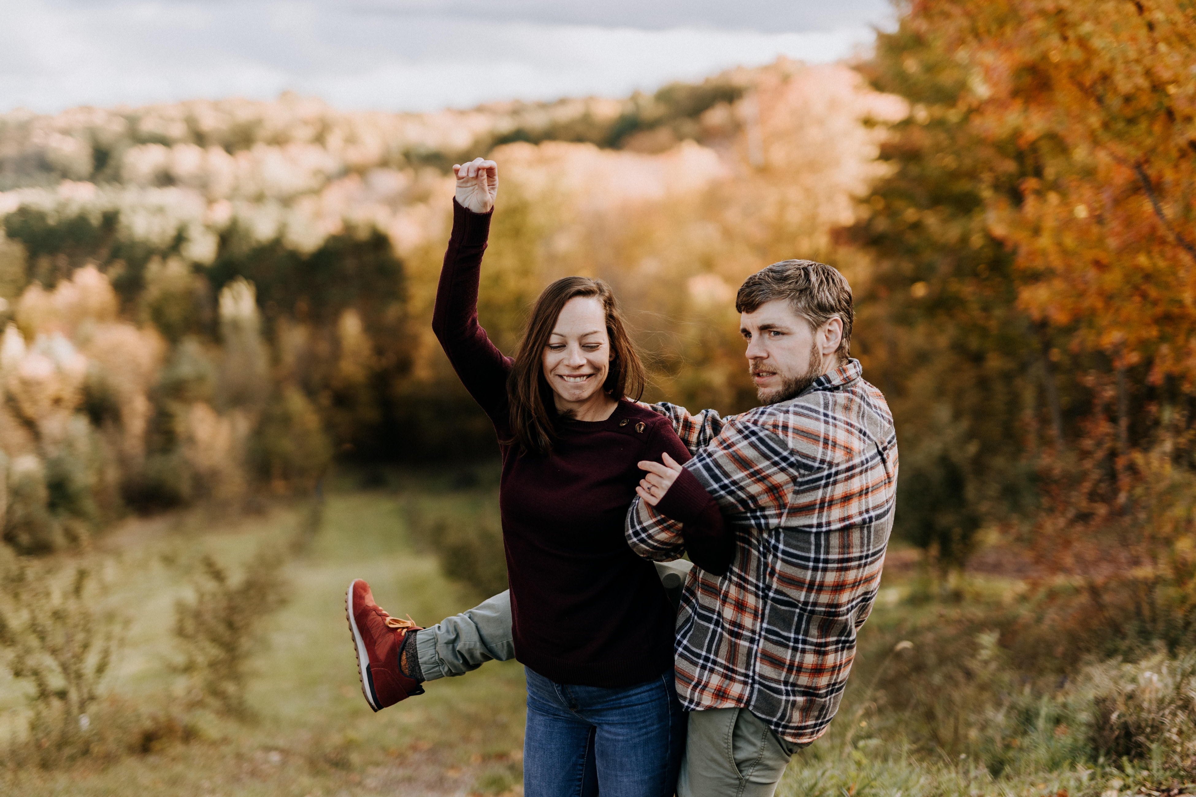 Engagement session at sunset in Northern Michigan, Lindsay and AJ